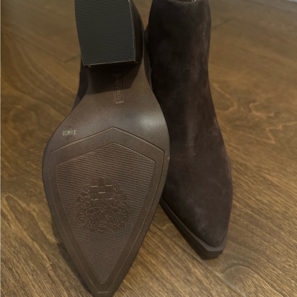 Vince Camuto Gidgeta Bootie 8.5 - Picture 6 of 7